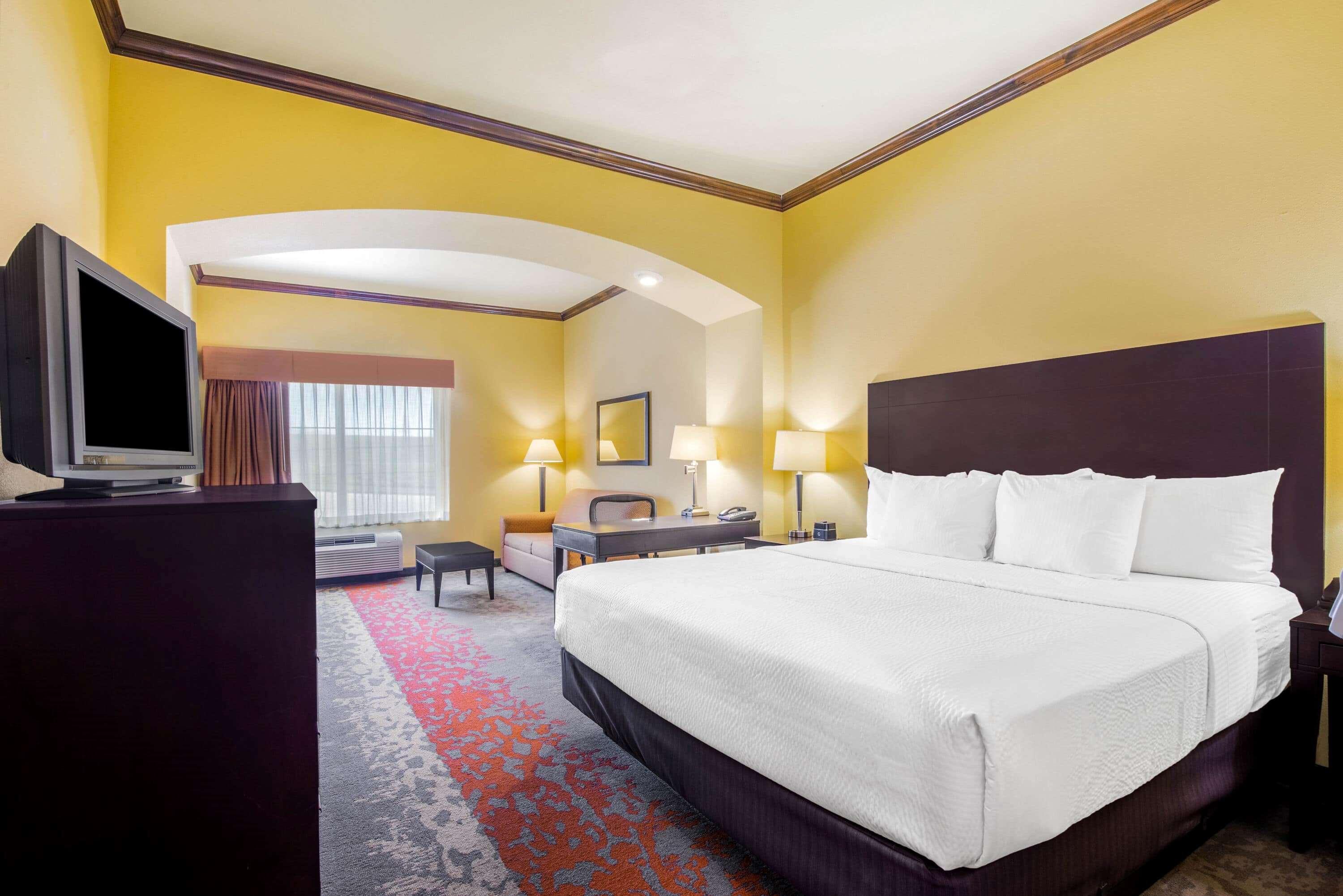 La Quinta By Wyndham Hotel