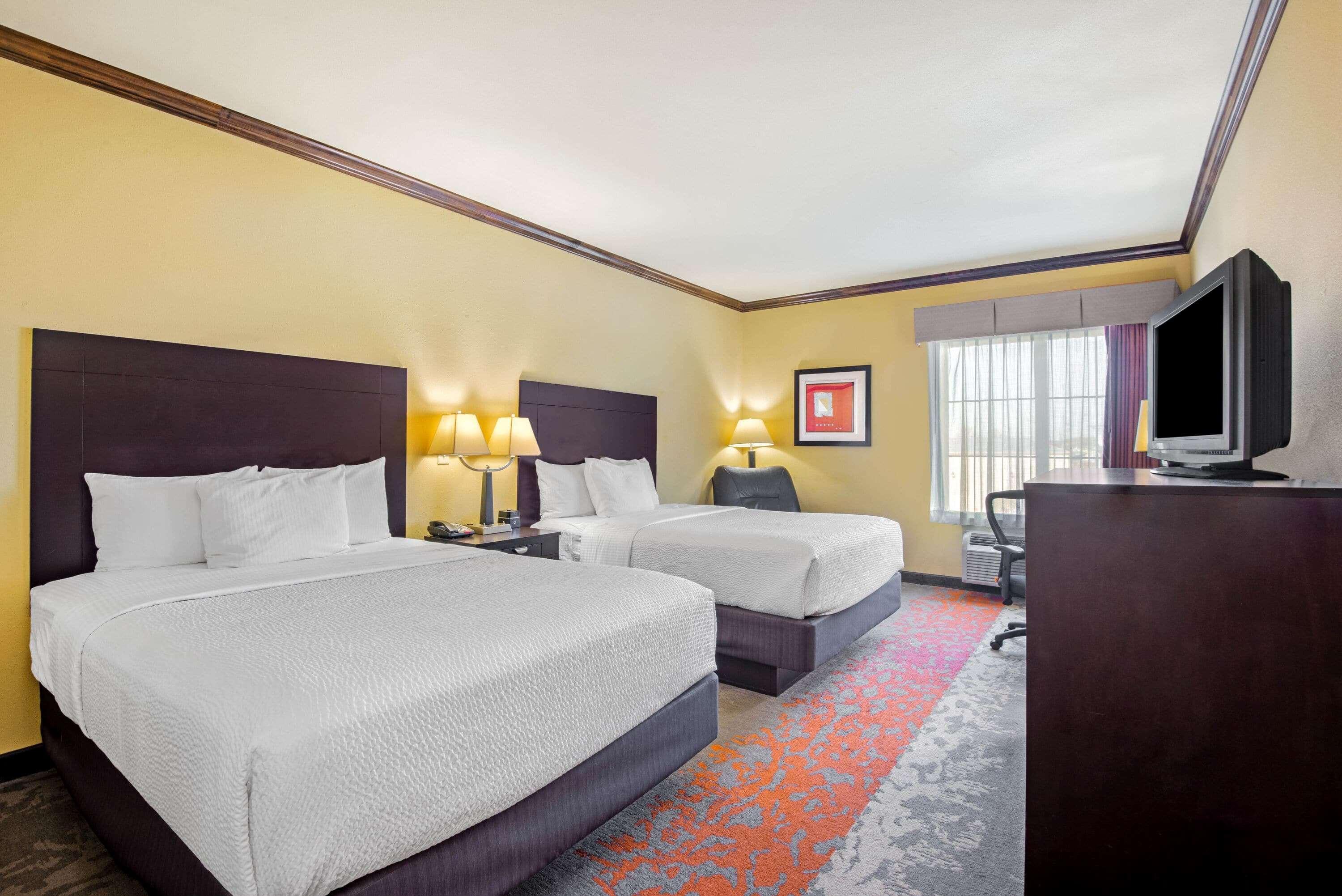 La Quinta By Wyndham Hotel
